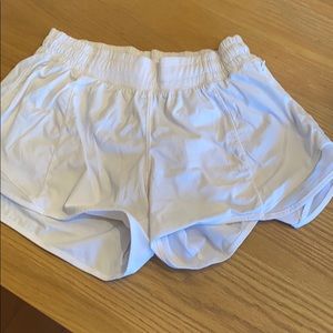 white lululemon shorts